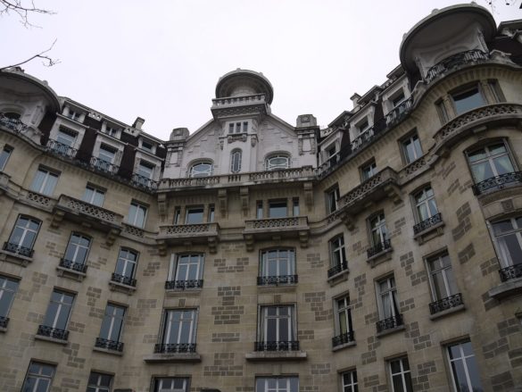 Панамските документи: Васил Божков купил супер скъпи имоти в Париж и самолети чрез офшорки
